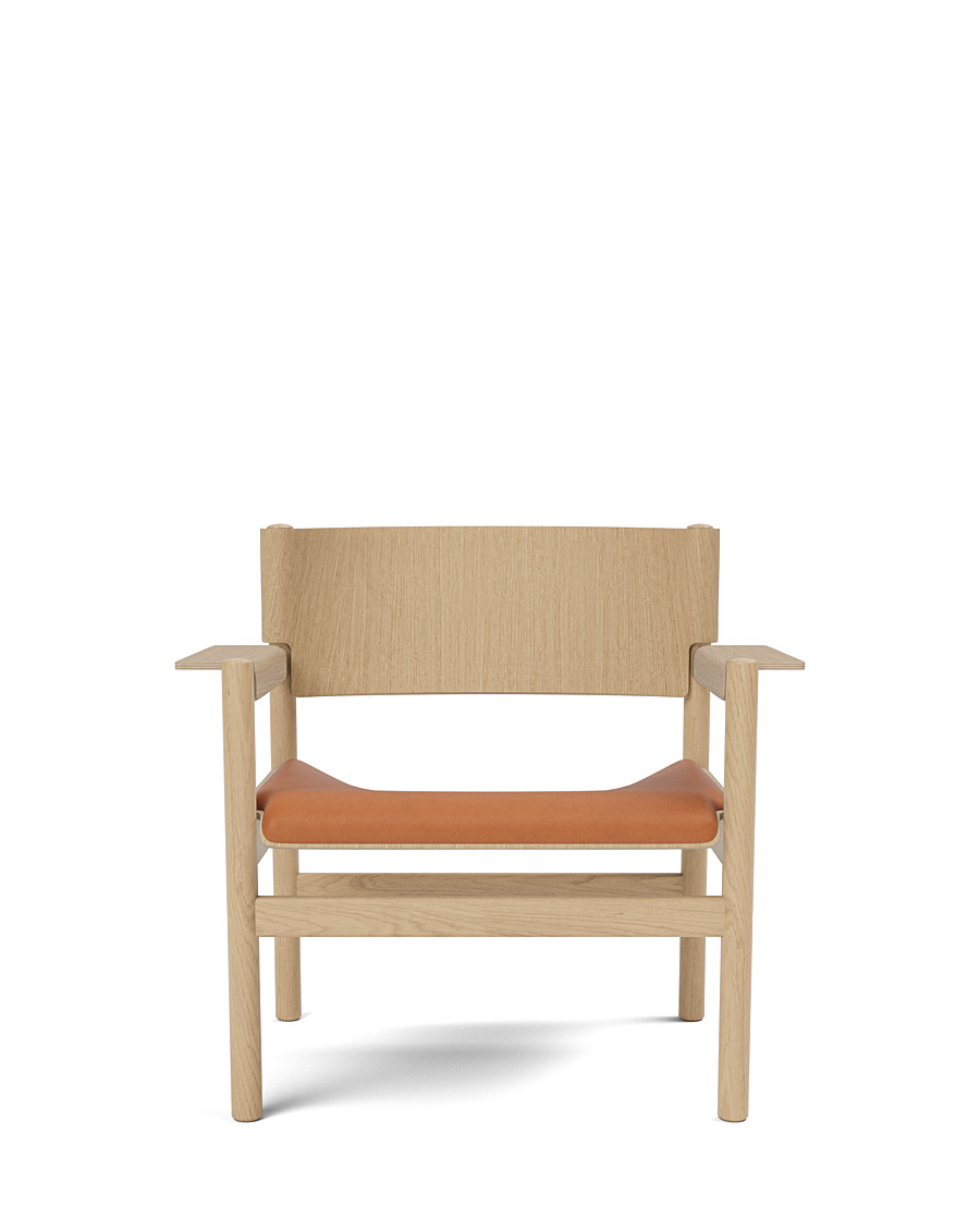 เก้าอี้ Soft Lounge Chair จาก TAKT แบรนด์เฟอร์นิเจอร์เดนมาร์ก ทำจากไม้โอ๊กแท้ พนักพิงและเบาะโค้งนุ่มออกแบบให้รับกับสรีระ ดีไซน์โดย Thomas Bentzen ด้วยเส้นสายเรียบง่ายและอ่อนโยนตามแบบเดนมาร์ก เผยโครงสร้างอย่างซื่อสัตย์ ผสมความเบาและความมั่นคงได้อย่างลงตัว มอบทั้งความสบายและความงามที่ยั่งยืน จัดจำหน่ายโดย Old Pine Trees