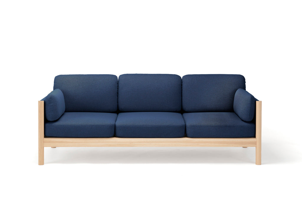 Karimoku New Standard Castor Lobby Sofa Plus 3-Seater โซฟาไม้โอ๊คญี่ปุ่นดีไซน์มินิมอลโดย BIG-GAME