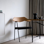 675 Chair เก้าอี้ดีไซน์ mid-century พนักพิงไม้อัดดัดโค้งพร้อมที่วางแขน ออกแบบโดย Robin Day