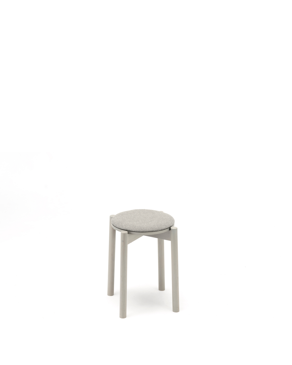 Karimoku New Standard Castor Stool Plus Pad สตูลไม้โอ๊คเบาะบุทรงกลม