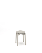 Karimoku New Standard Castor Stool Plus Pad สตูลไม้โอ๊คเบาะบุทรงกลม