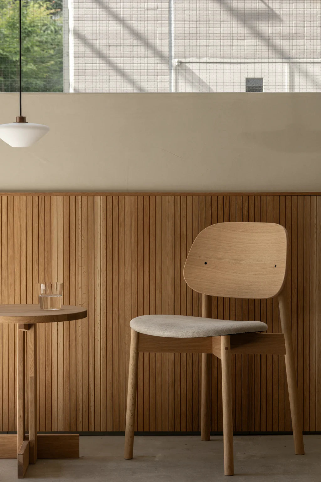 Ishinomaki Laboratory Obon Chair Wooden Seat เก้าอี้ไม้พนักพิงโค้งขนาดใหญ่ ที่นั่งไม้โค้ง ออกแบบโดย Keiji Ashizawa