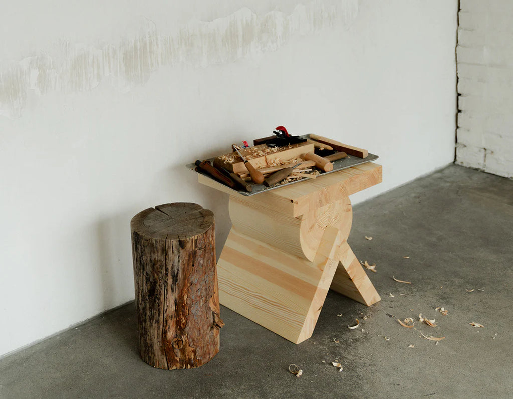 Vaarnii 006 AA Side Table โต๊ะข้างไม้ pine โครงสร้างซ้อนชั้นรูปทรงกะทัดรัด