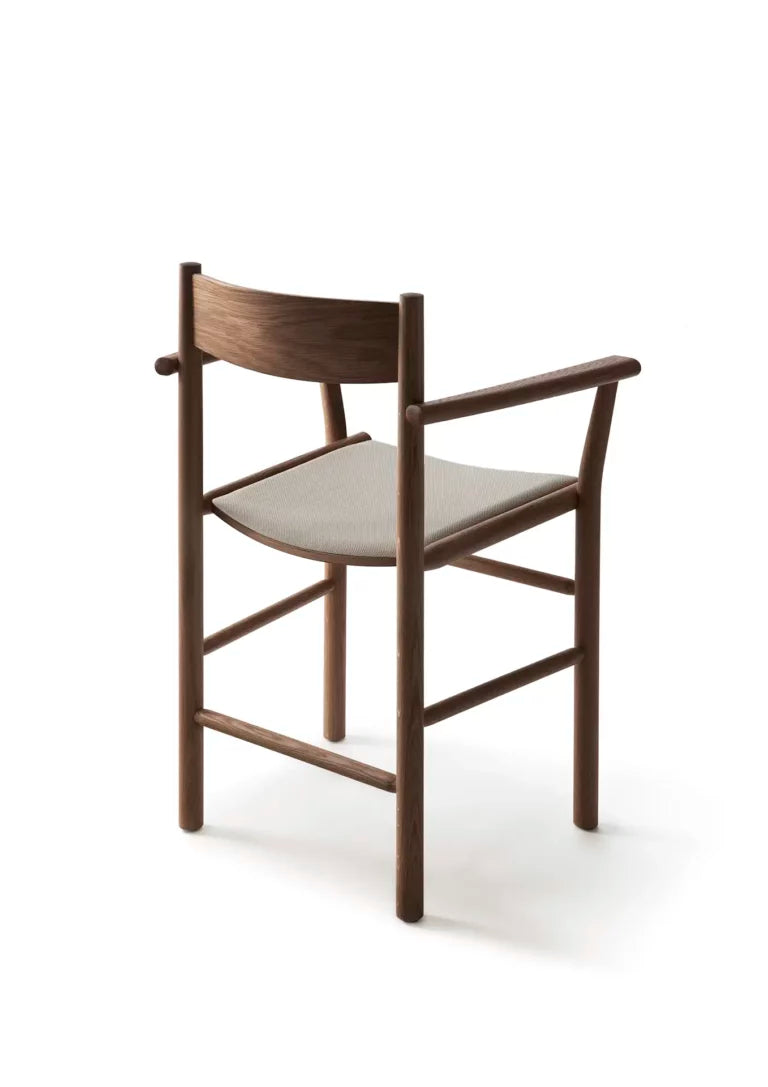 Akademia Armrest Dining Chair