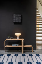 Case Furniture Altura Bench ม้านั่งสองระดับดีไซน์ร่วมสมัยจาก Patricia Pérez ทำจากไม้โอ๊ค ขอบโค้ง เรียบคม ใช้ได้ทั้งวางของและนั่ง