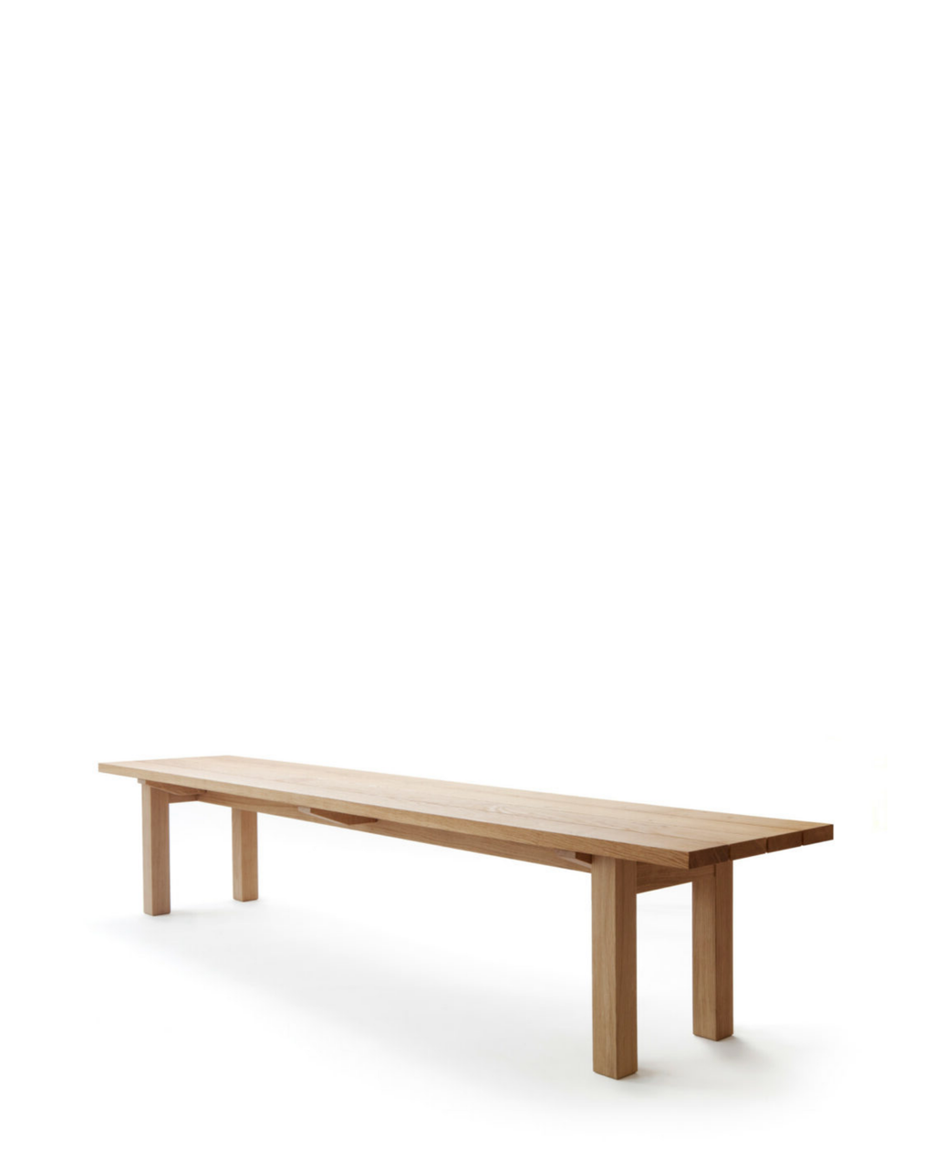 Nikari ARKIPELAGO KVI10 Bench ม้านั่ง ash หรือ oak โครงสร้างไม้ทรงยาวสำหรับใช้งานภายในและพื้นที่กึ่งภายนอก ออกแบบโดย Kari Virtanen