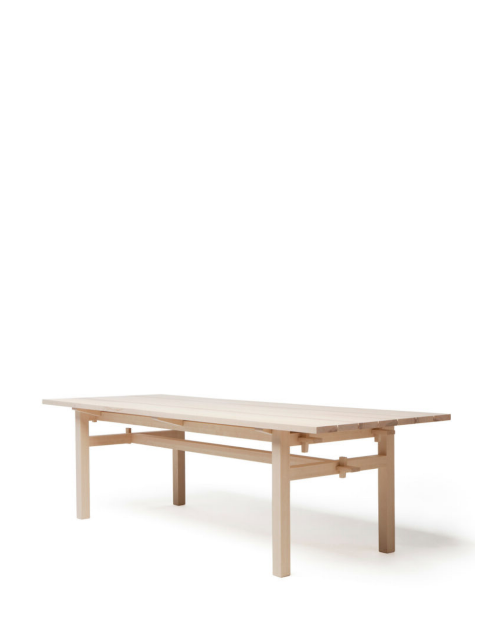 Nikari Arkipelago KVP10 Dining Table โต๊ะ dining ไม้ ash หรือ oak พร้อม wedge joint และโครงสร้างแบบ flat pack ออกแบบโดย Kari Virtanen
