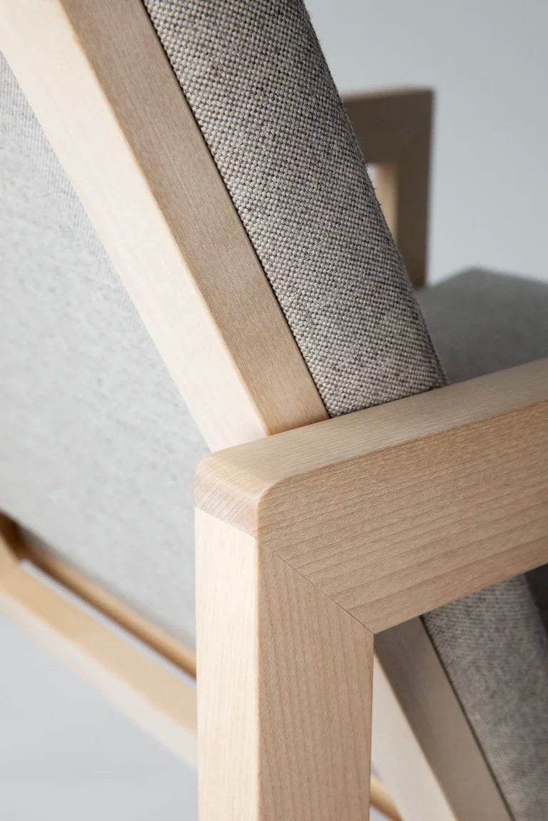 Arkitecture YKA1 Lounge Chair