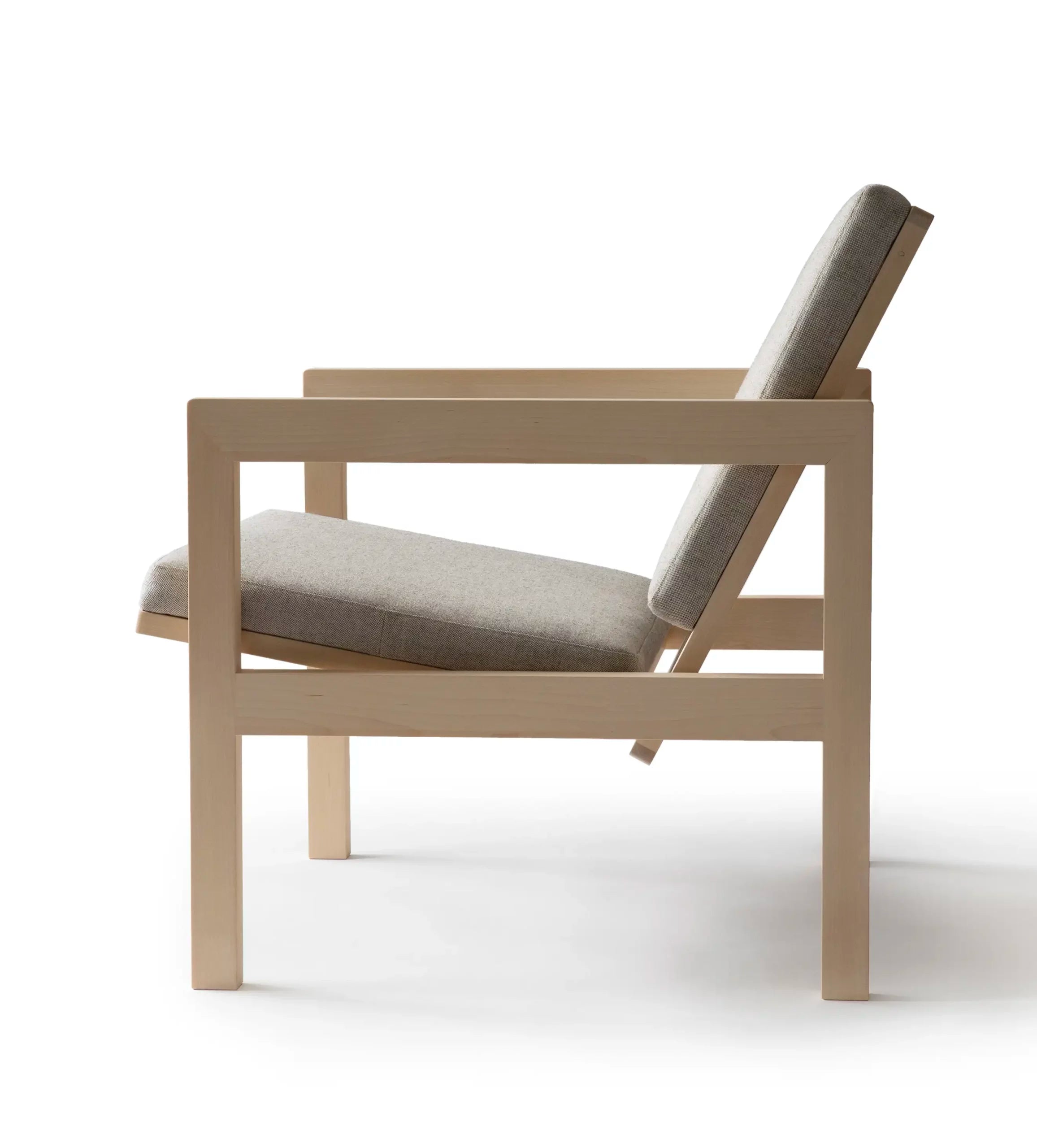Arkitecture YKA1 Lounge Chair