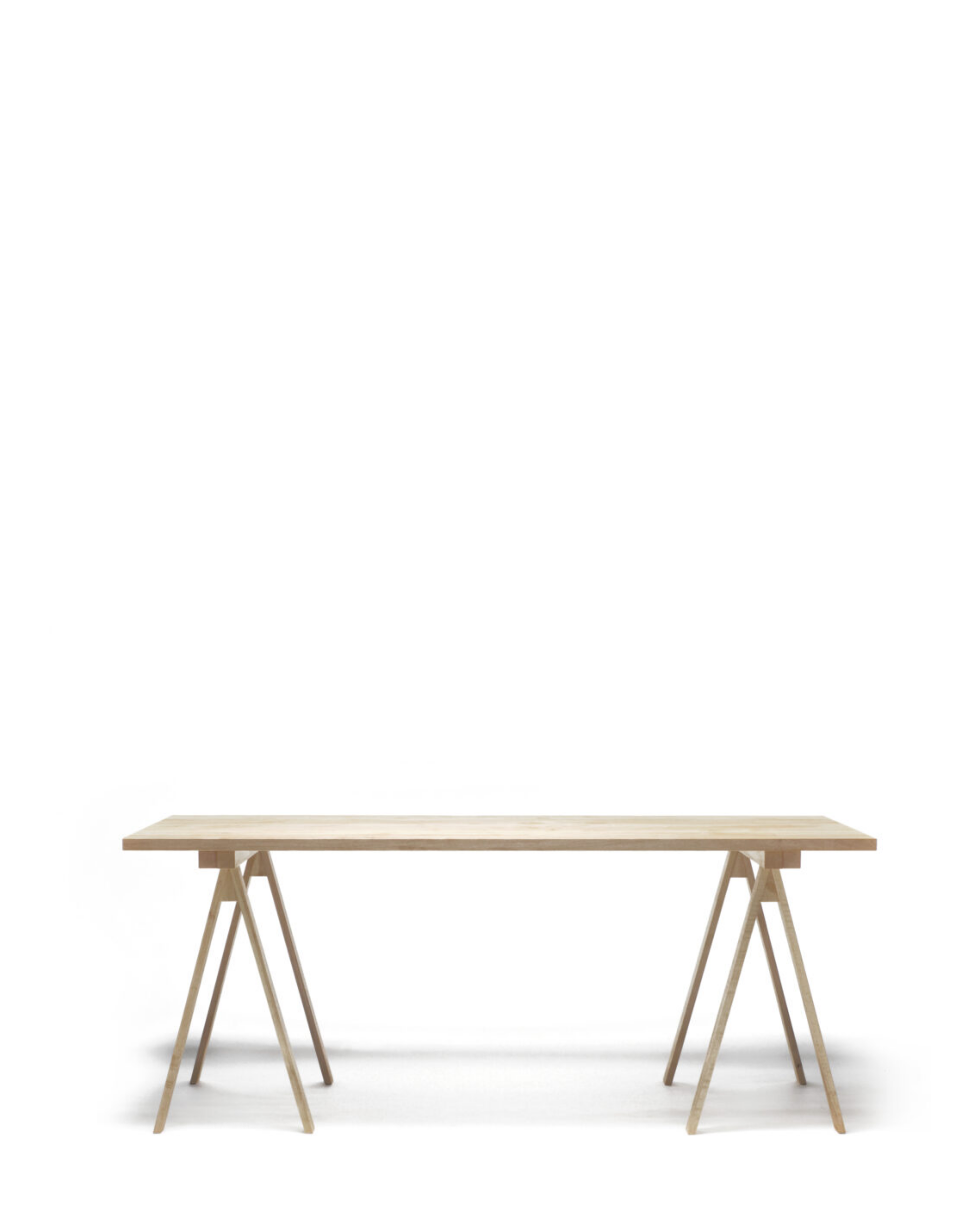 Nikari Arkitecture Table โต๊ะ birch พร้อมขา trestle แยกชิ้น ออกแบบโดย Kari Virtanen