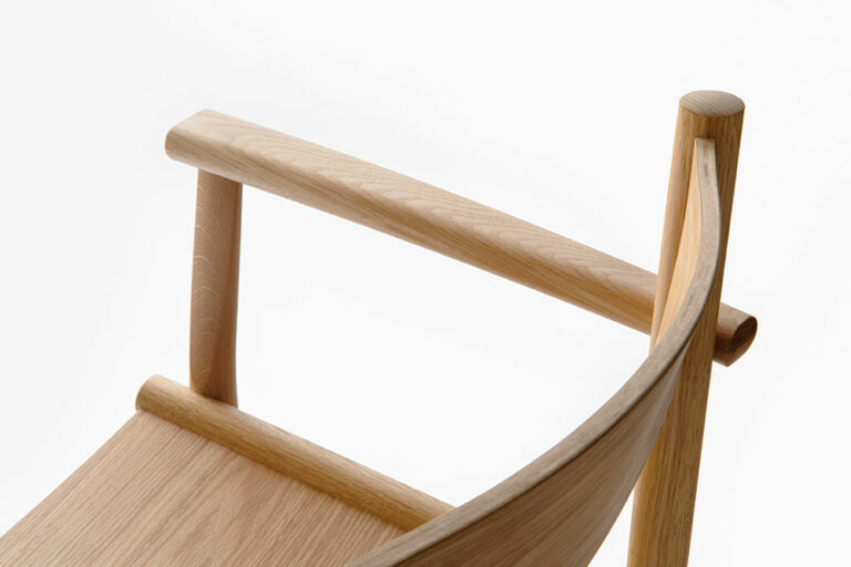 Akademia Armrest Dining Chair