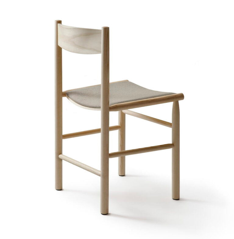 Akademia Dining Chair