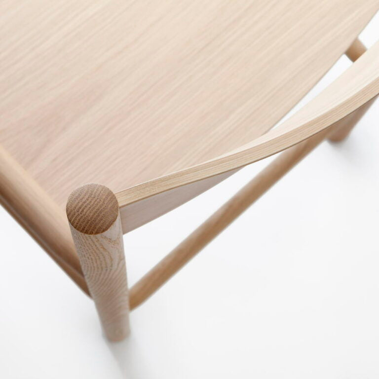 Akademia Dining Chair