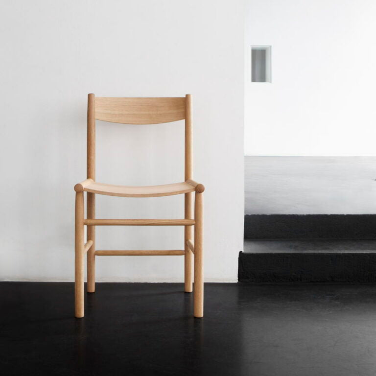 Akademia Dining Chair