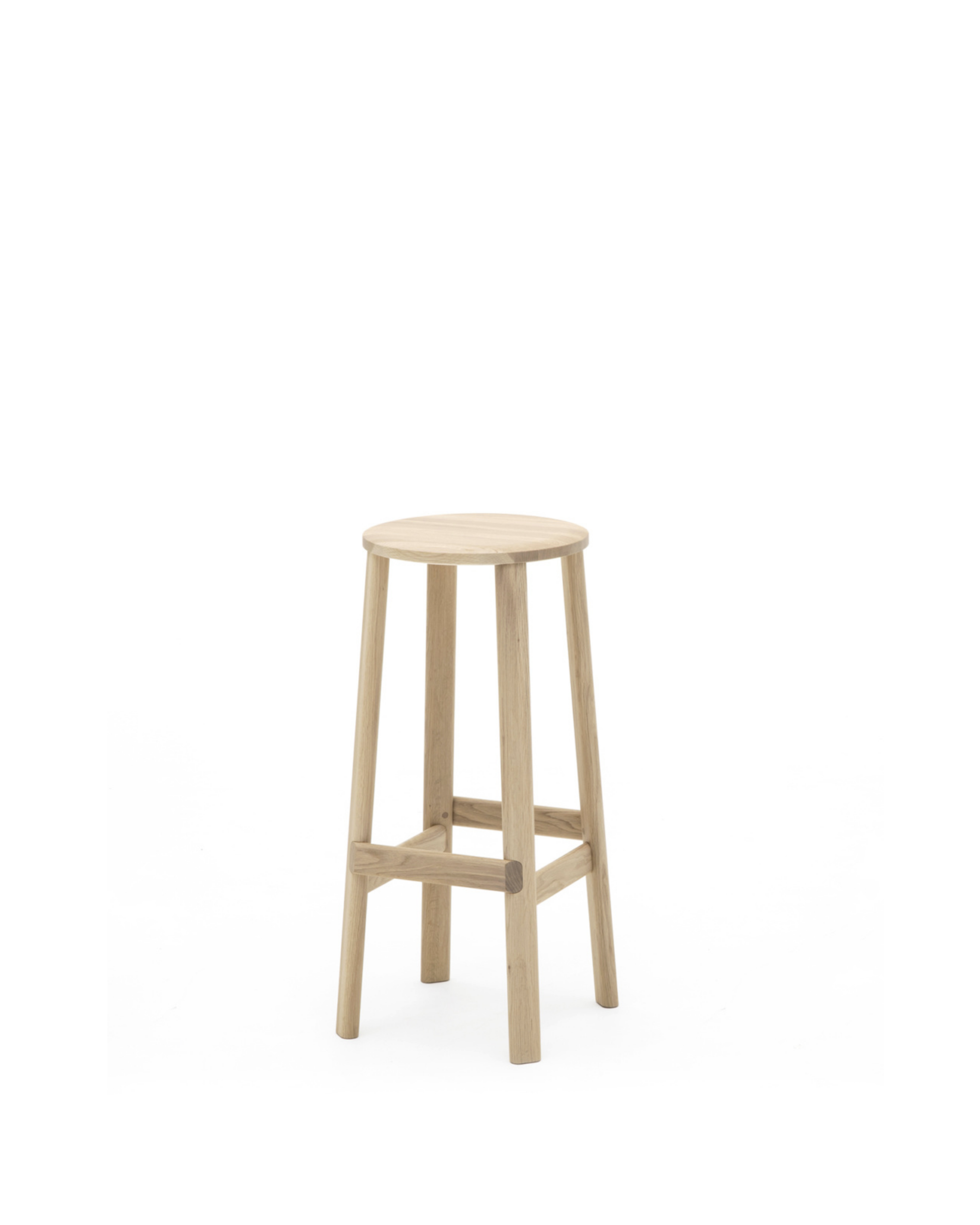 Karimoku New Standard Archive Barstool High สตูลบาร์ไม้โอ๊คดีไซน์มินิมอล ออกแบบโดย Christian Haas