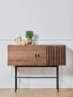 Array Sideboard (180 cm) ตู้เก็บของไม้ oak veneer พร้อมขาโลหะสีดำ ออกแบบโดย Says Who