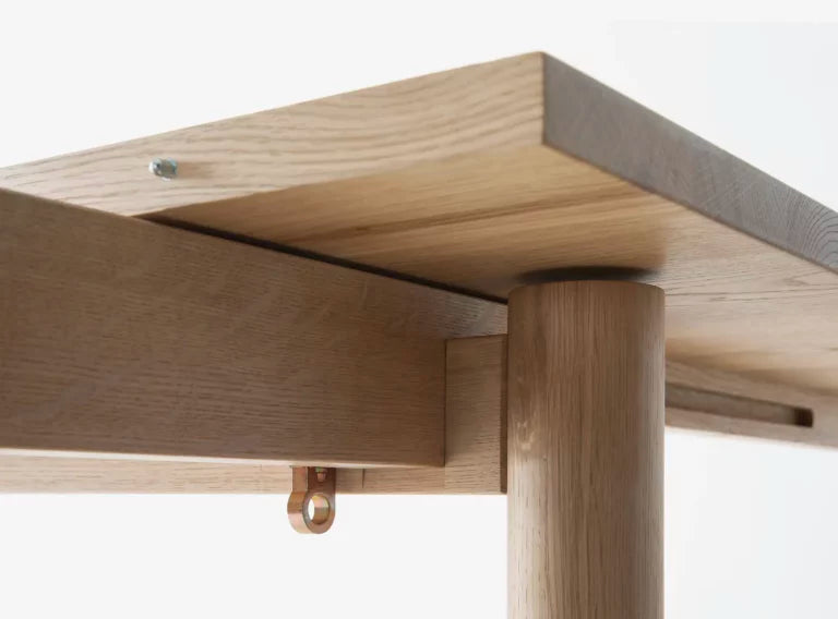 Basic Extendable Oval Table