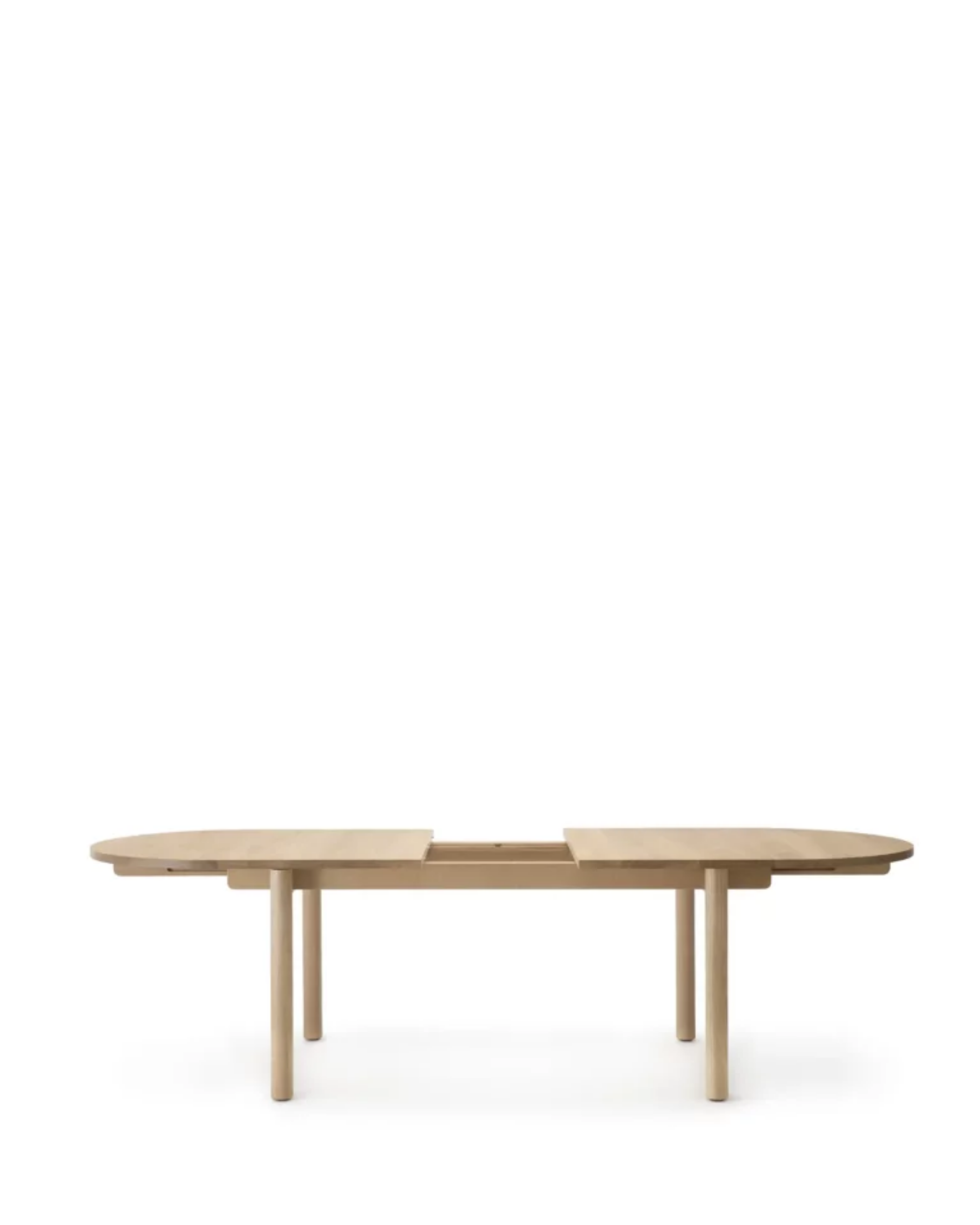 Nikari Basic Extendable Oval Table โต๊ะต่อขยายทรง oval ใน oak หรือ ash พร้อมแผ่นต่อที่เก็บภายในตัวโต๊ะ ออกแบบโดย Jenni Roininen