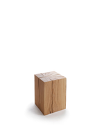Nikari Biennale Stool Table เฟอร์นิเจอร์ solid oak ที่ใช้ได้ทั้งเป็น stool และ side table ออกแบบโดย Kari Virtanen