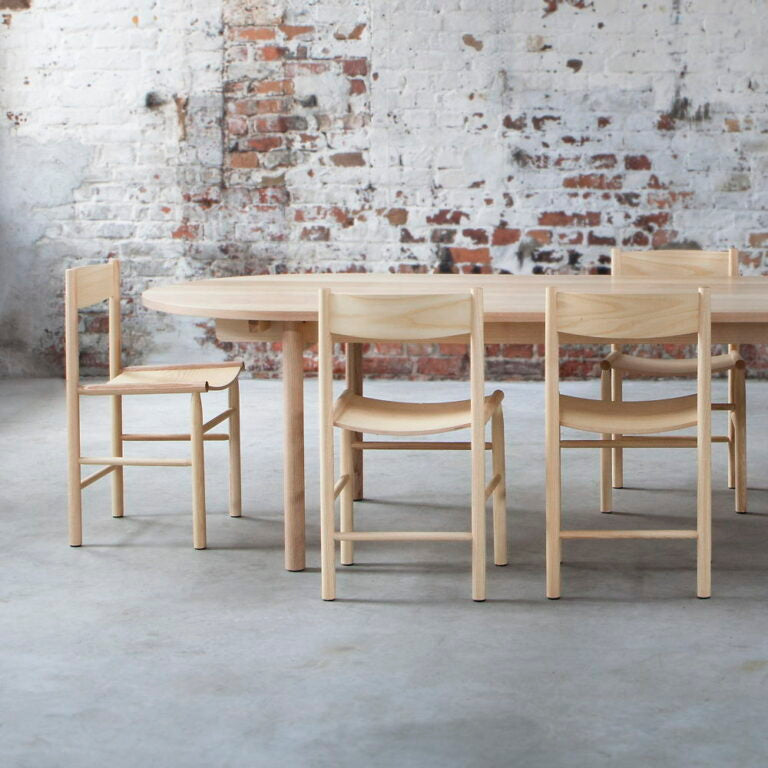 Akademia Dining Chair