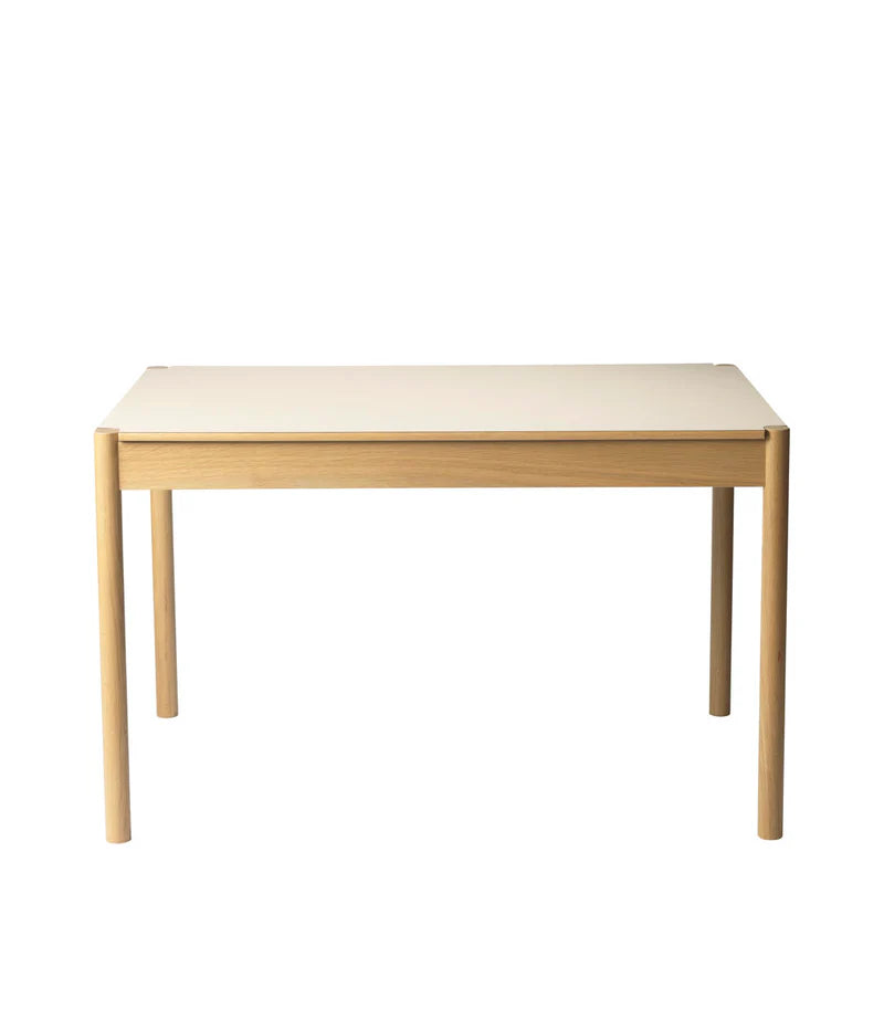 FDB Møbler C44 Dining Table โต๊ะกินข้าวไม้ oak พร้อมท็อป FENIX laminate พลิกใช้งานได้ ออกแบบโดย Jørgen Bækmark
