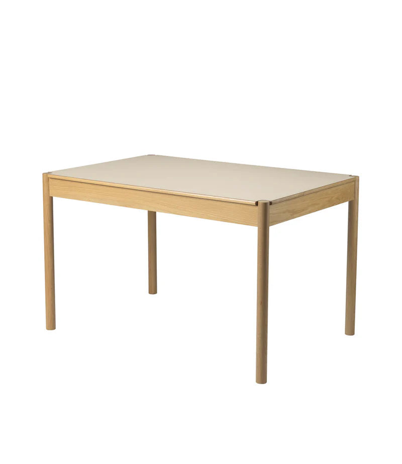 FDB Møbler C44 Dining Table โต๊ะกินข้าวไม้ oak พร้อมท็อป FENIX laminate พลิกใช้งานได้ ออกแบบโดย Jørgen Bækmark
