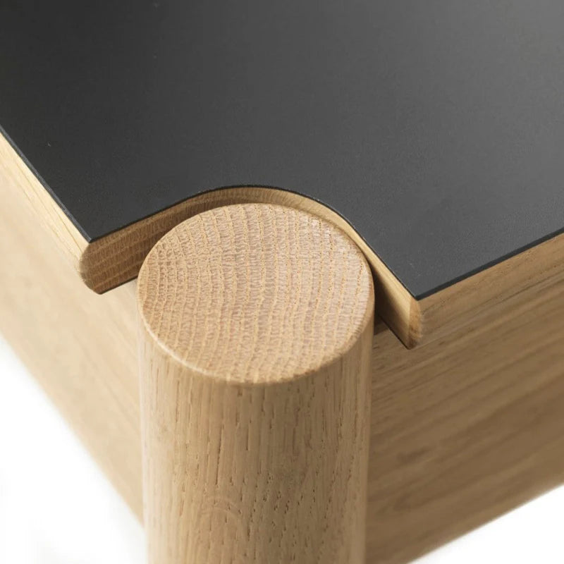 FDB Møbler C44 Dining Table โต๊ะกินข้าวไม้ oak พร้อมท็อป FENIX laminate พลิกใช้งานได้ ออกแบบโดย Jørgen Bækmark