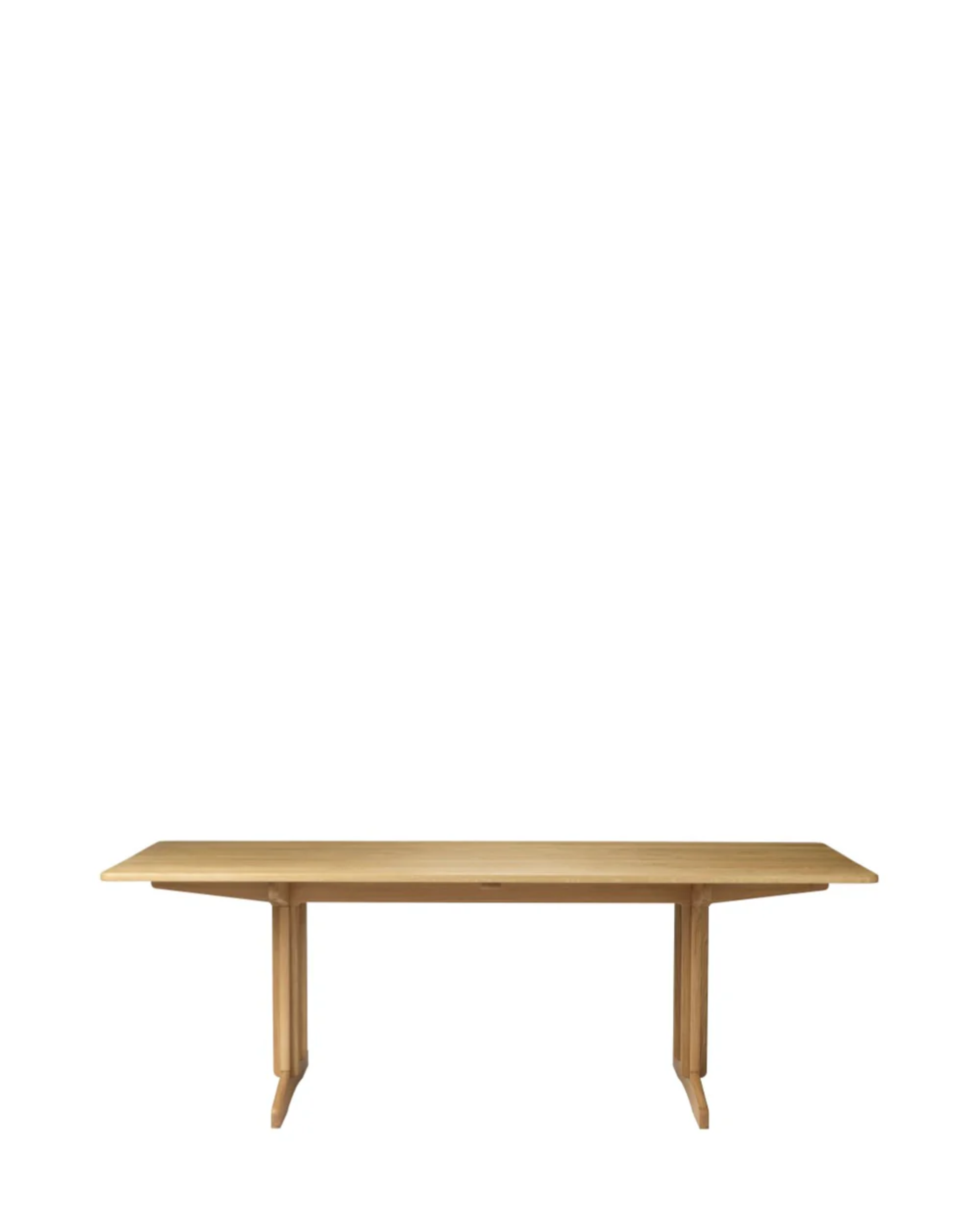 C64 Shaker Table โดย Børge Mogensen โต๊ะไม้ solid oak พร้อมฐาน cross base แข็งแรง รองรับ extension leaf เหมาะสำหรับโต๊ะอาหาร ใช้งานจริงตามแนวคิด Nordic design — OldPineTrees