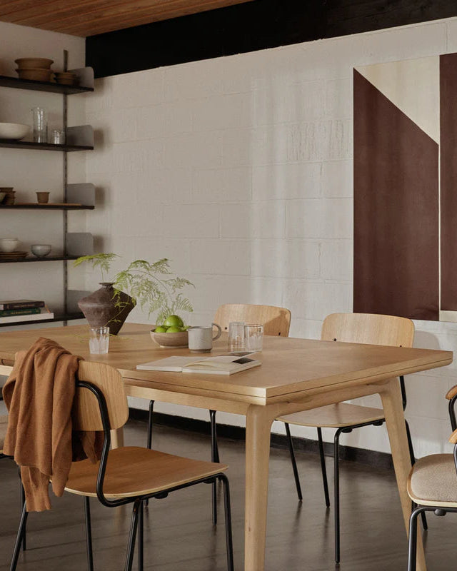 FDB Møbler C65 Åstrup Dining Table โต๊ะกินข้าวไม้ oak ขยายได้ ขาไม้ solid ออกแบบโดย Isabel Ahm