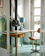 FDB Møbler C67 Butler Desk โต๊ะทำงานไม้โอ๊กดีไซน์มินิมอลโดย Foersom & Hiort-Lorenzen พร้อมลิ้นชักสอดสองด้าน มีสองขนาด 120 และ 156 ซม.