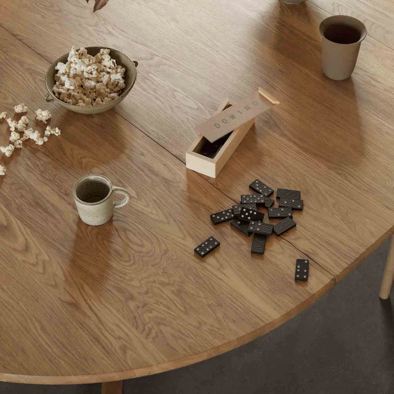 FDB Møbler C69E Ry Dining Table โต๊ะกินข้าวไม้ oak โครงสร้างฐานกลาง รองรับ extension ออกแบบโดย Nissen & Gehl