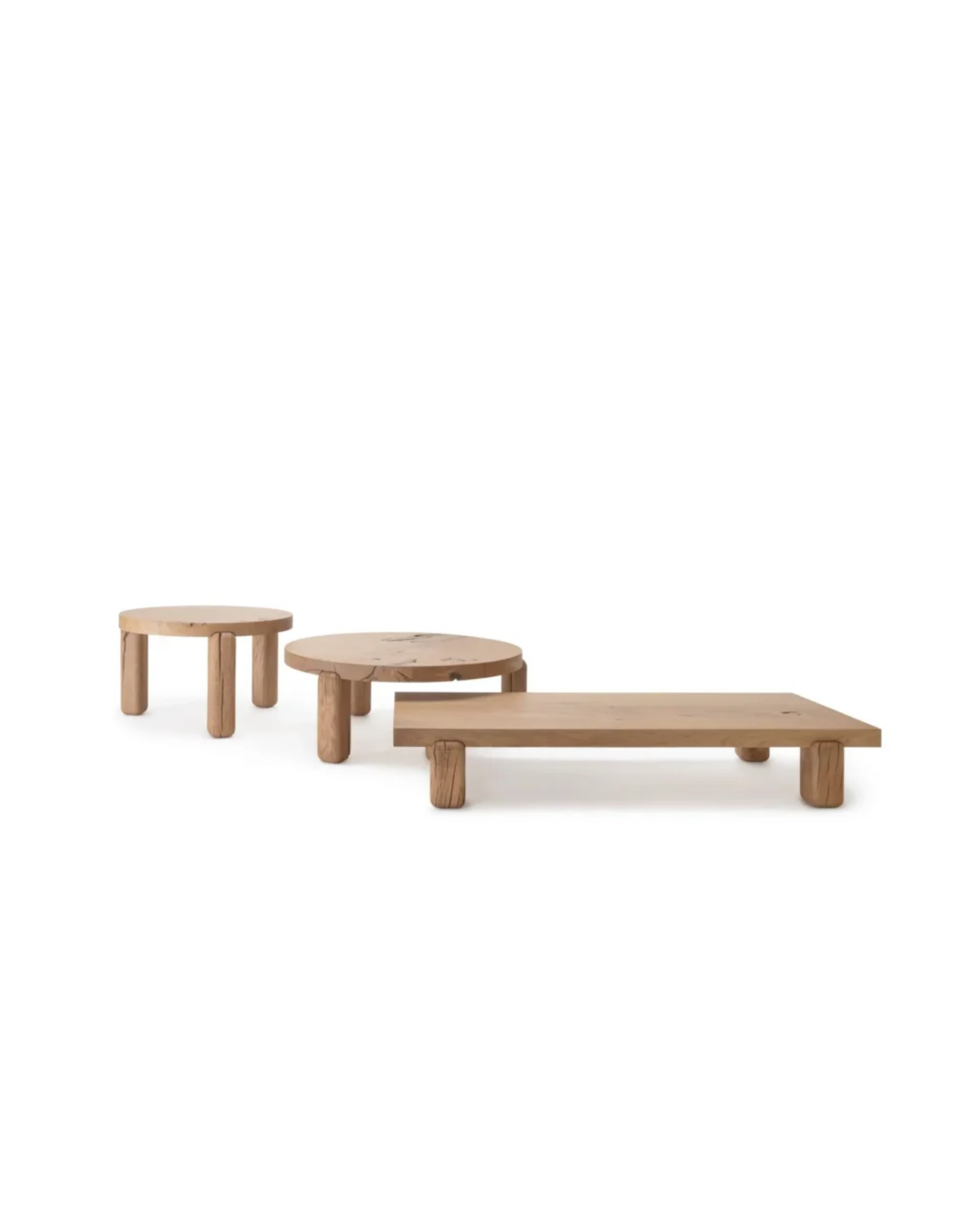 Nikari Centenniale Coffee Table โต๊ะ solid oak จากไม้เก่าอายุเกิน 100 ปี มีทั้งทรงสี่เหลี่ยมและทรงกลม ออกแบบโดย Joanna Laajisto