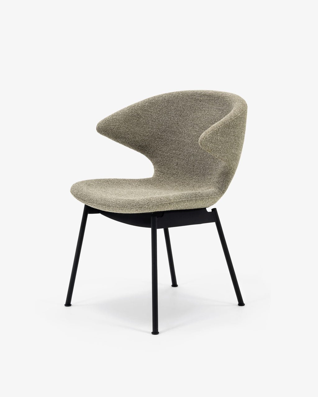 Case Furniture Ella Dining Chair เก้าอี้รับประทานอาหารดีไซน์โค้งล้อมตัว บุผ้า Fine Bouclé สี Pepper หรือ Sable พร้อมฐานให้เลือกทั้งเหล็กดำ สเตนเลส ไม้โอ๊ค และไม้วอลนัต