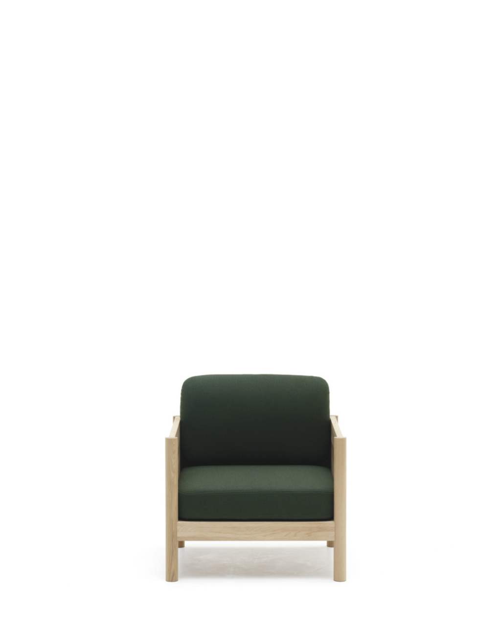 Karimoku New Standard Castor Lobby Sofa 1-Seater โซฟาไม้โอ๊คญี่ปุ่นดีไซน์มินิมอลโดย BIG-GAME