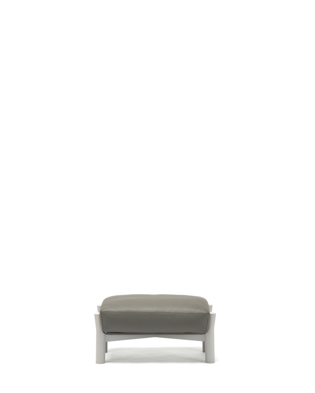 Karimoku New Standard Castor Sofa Ottoman Leather ออตโตมันหนังโครงไม้โอ๊คญี่ปุ่น ดีไซน์มินิมอลโดย BIG-GAME