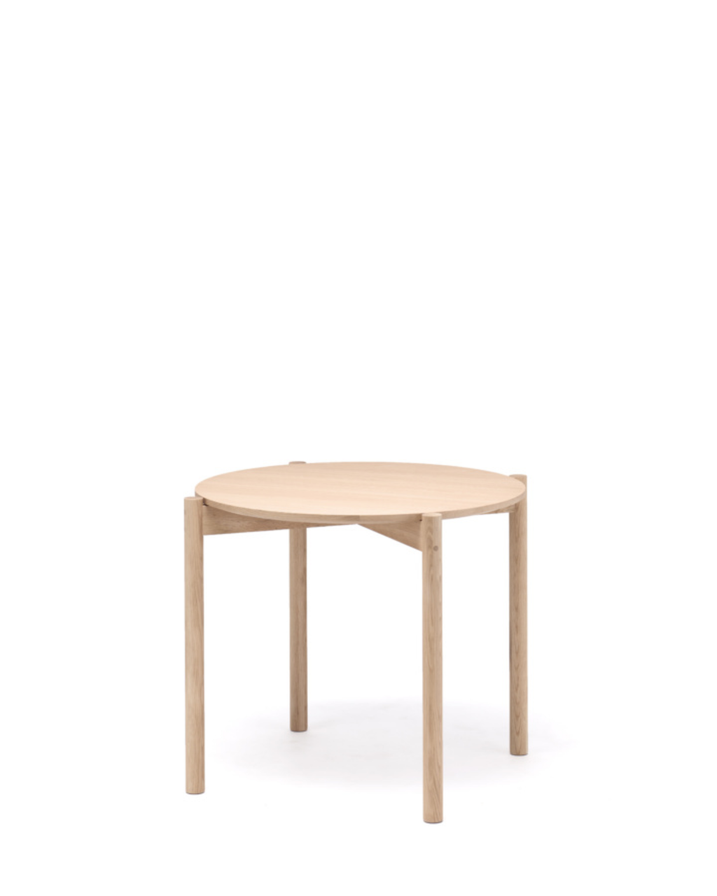Karimoku New Standard Castor Table Round 85 โต๊ะไม้โอ๊คญี่ปุ่นทรงกลม ดีไซน์มินิมอลโดย BIG-GAME