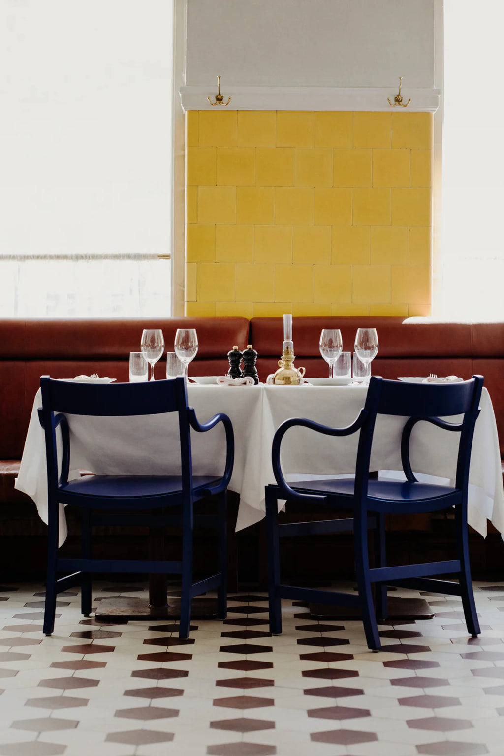 Waiter XL Chair