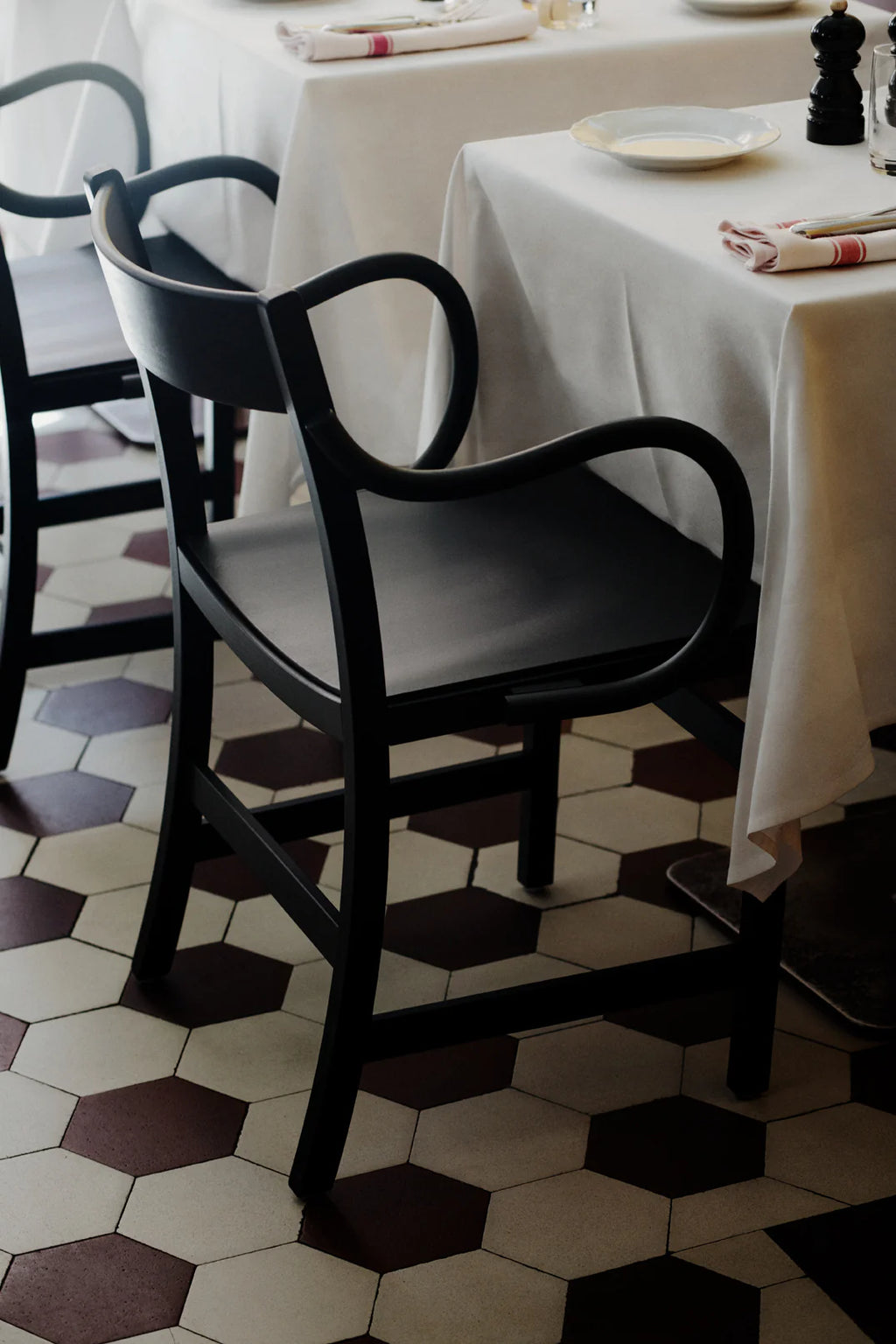 Waiter XL Chair
