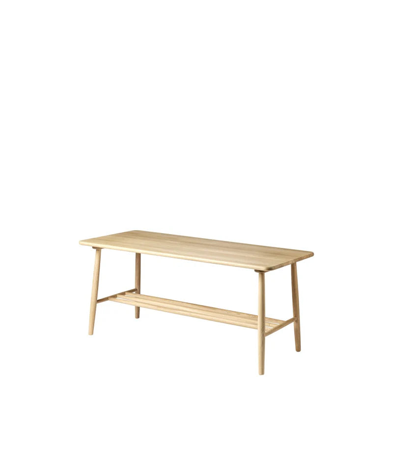 FDB Møbler D20 Coffee Table โต๊ะกลางไม้ oak พร้อมชั้นวางด้านล่าง ออกแบบโดย Poul M. Volther