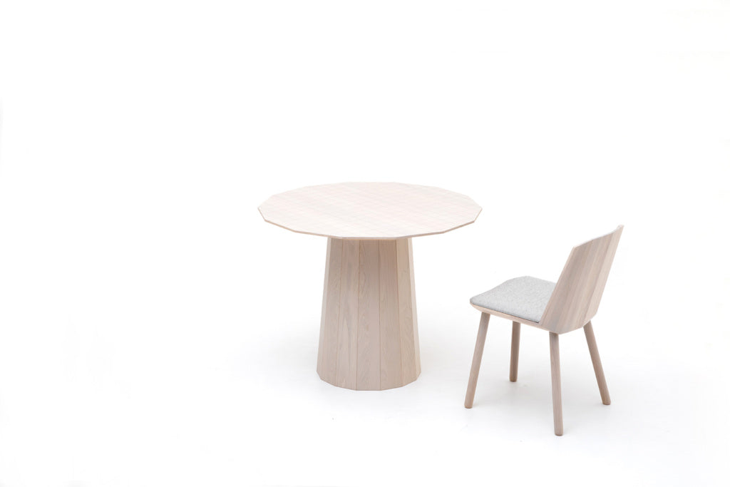 Karimoku New Standard Colour Wood Dining 95 โต๊ะอาหารไม้เกาลัดทรง 14 เหลี่ยม ออกแบบโดย Scholten & Baijings