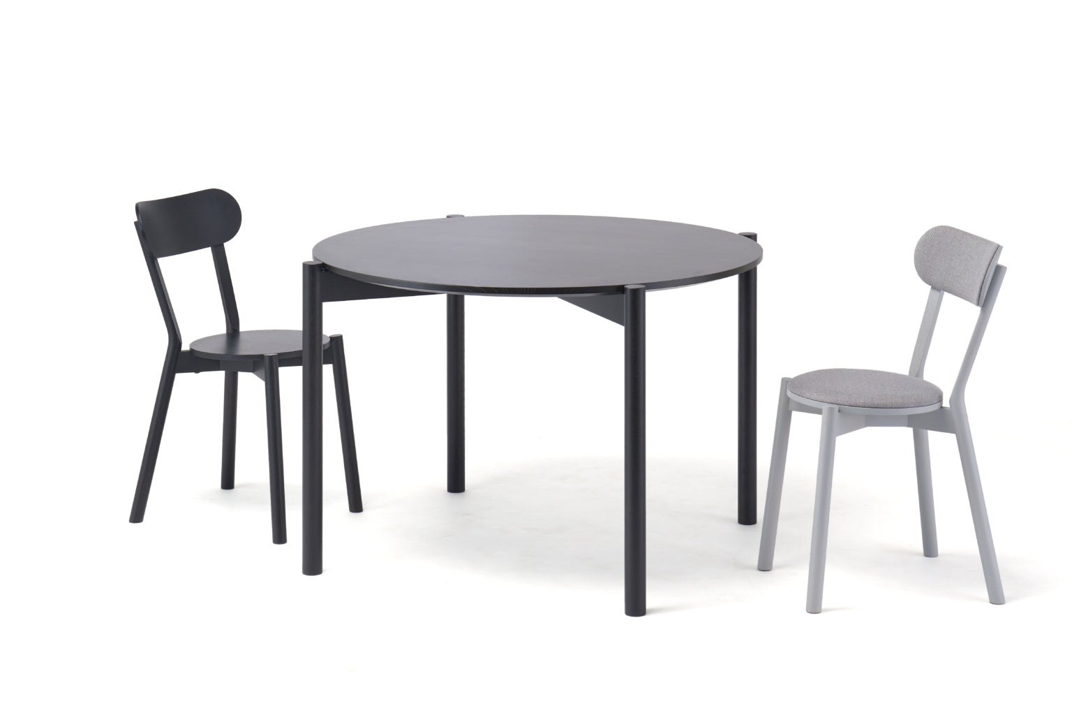 Karimoku New Standard Castor Table Round 110 โต๊ะไม้โอ๊คญี่ปุ่นทรงกลม ดีไซน์มินิมอลโดย BIG-GAME
