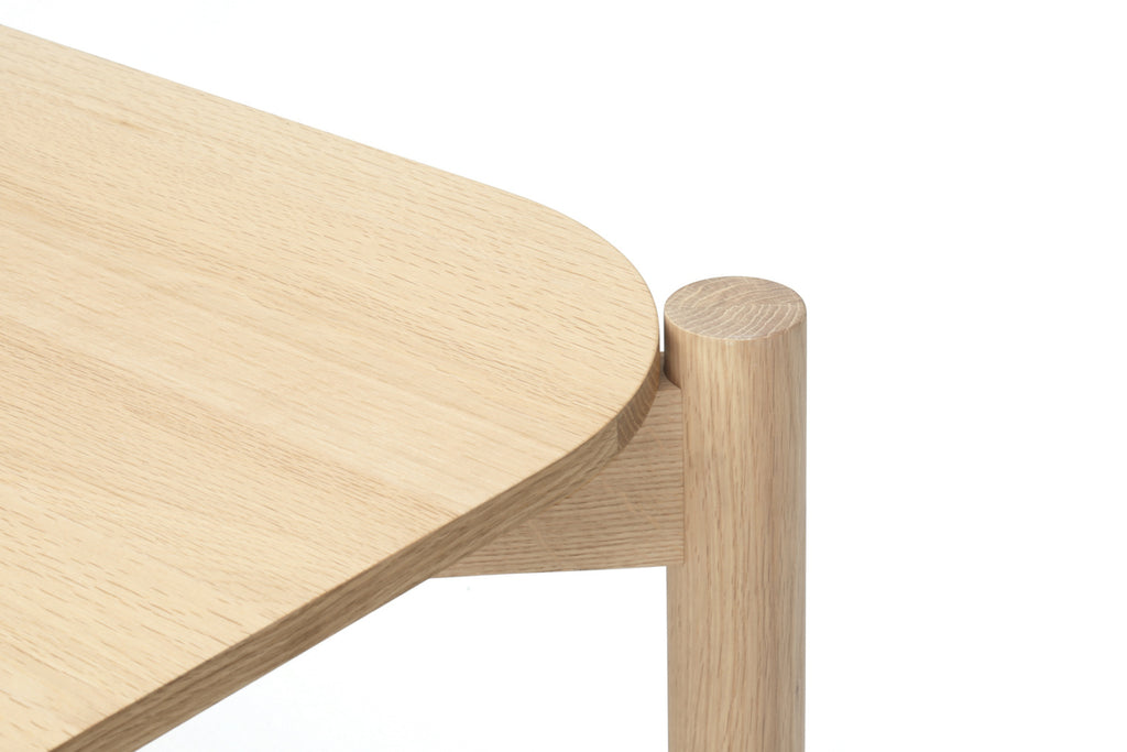 Karimoku New Standard Castor Table 180 โต๊ะไม้โอ๊คทรงสี่เหลี่ยมดีไซน์เรียบ