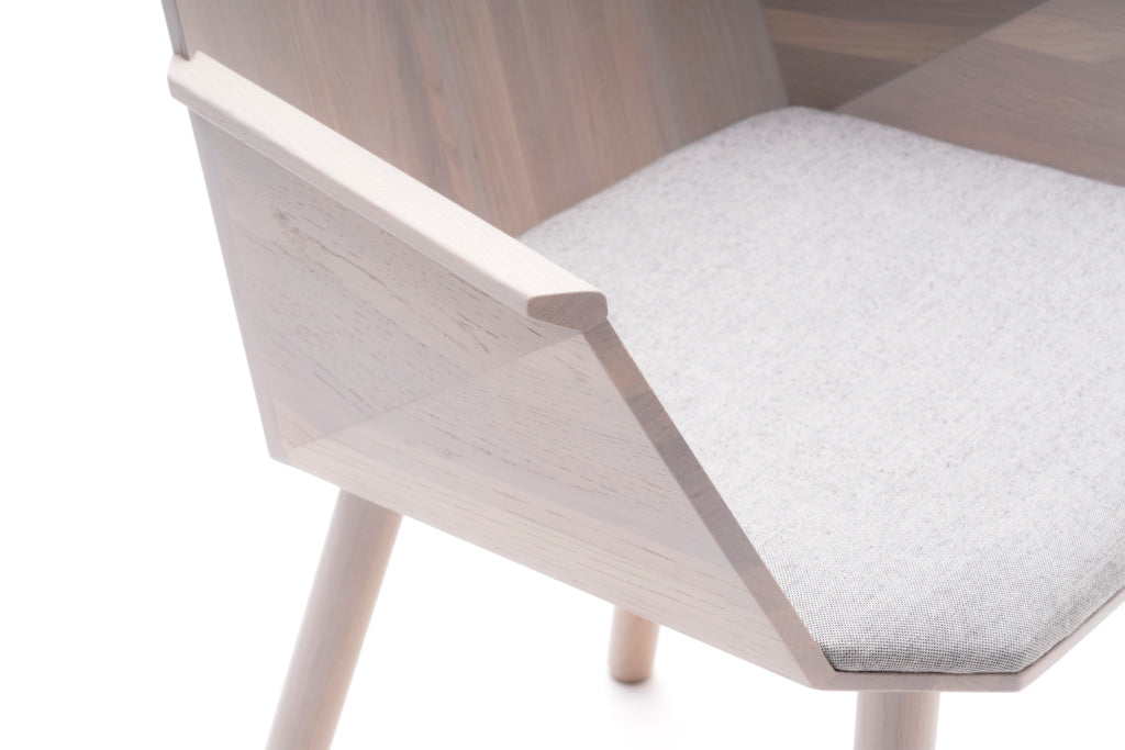 Karimoku New Standard Colour Wood Armchair เก้าอี้ไม้โอ๊คมีที่วางแขน ออกแบบโดย Scholten & Baijings