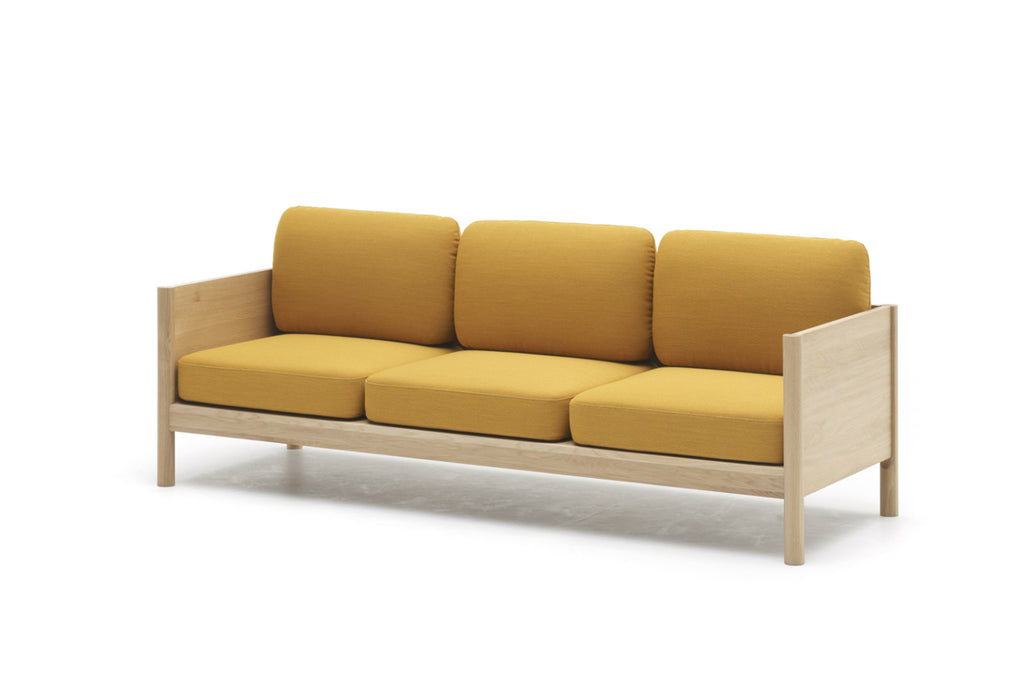Karimoku New Standard Castor Lobby Sofa 3-Seater โซฟาไม้โอ๊คญี่ปุ่นดีไซน์มินิมอลโดย BIG-GAME