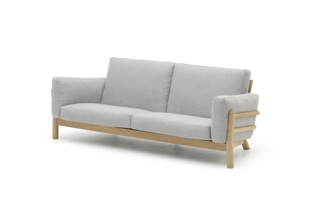 Karimoku New Standard Castor Sofa 3-Seater โซฟา 3 ที่นั่งโครงไม้โอ๊คญี่ปุ่น ดีไซน์มินิมอลโดย BIG-GAME