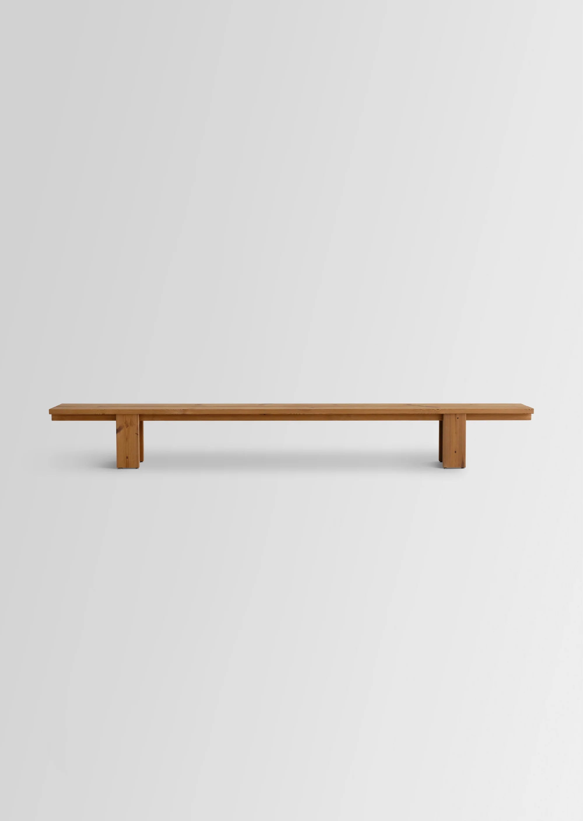 Vaarnii 013 Osa Outdoor Bench ม้านั่งไม้ pine สำหรับใช้งานกลางแจ้ง โครงสร้าง modular