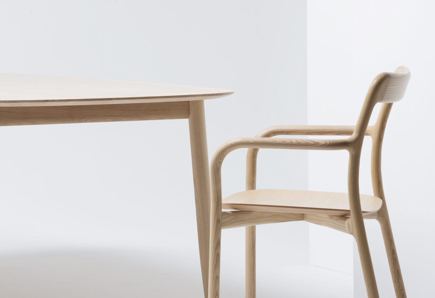 Mattiazzi MC2 BRANCA Chair เก้าอี้ไม้ ash ดีไซน์ organic ออกแบบโดย Sam Hecht & Kim Colin