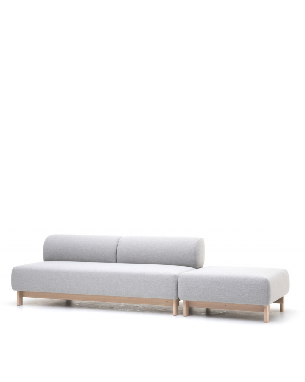 Karimoku New Standard Elephant Sofa Island โมดูลโซฟาเบาะบุผ้าฐานไม้เกาลัด ออกแบบโดย Christian Haas