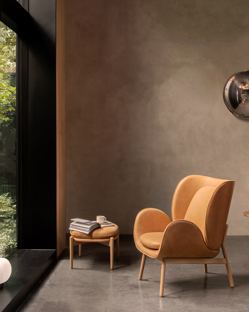 Embrace Lounge Chair