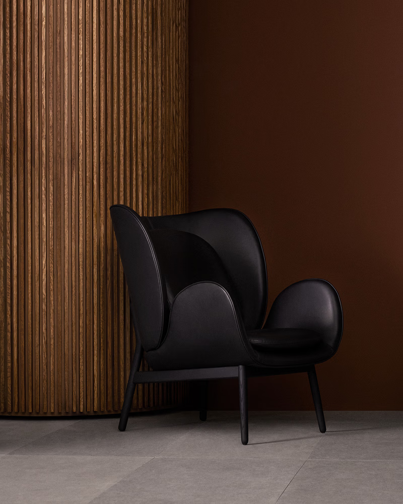 Embrace Lounge Chair